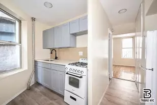 307 E 104th St, New York City, NY 10029 - Photo 2