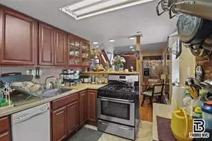 1309 Decatur St, New York City, NY 11207 - Photo 2