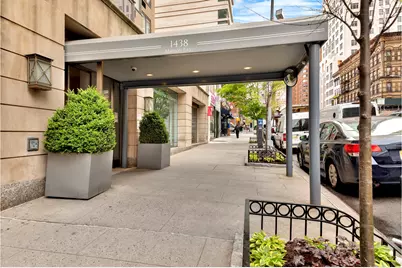 1438 3rd Avenue #21B, New York, NY 10028 - Photo 10
