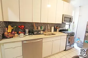 136 Edgecombe Ave, New York City, NY 10030 - Photo 2