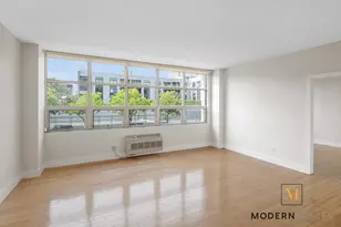 5-09 48th Ave, New York City, NY 11101 - Photo 2