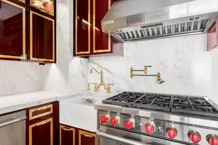 420 E 55th St, New York City, NY 10022 - Photo 2
