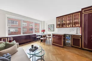 420 E 55th St, New York City, NY 10022 - Photo 4