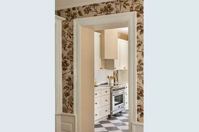 2102 Albemarle Terrace, New York City, NY 11226 - Photo 6