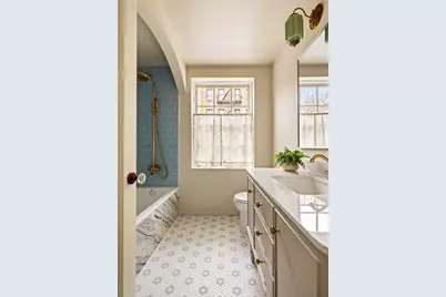 2102 Albemarle Terrace, New York City, NY 11226 - Photo 12
