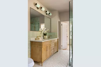 2102 Albemarle Terrace, New York City, NY 11226 - Photo 18