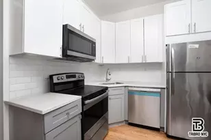 386 E 23rd St, New York City, NY 11226 - Photo 4