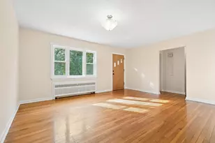 81 Midland Rd, New York, NY 10308 - Photo 2