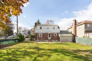 97 Westcott Blvd, New York, NY 10314 - Photo 12