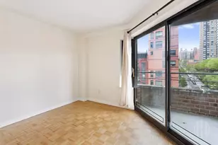 300 E 95th St, New York City, NY 10128 - Photo 4