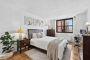340 E 93rd St, New York City, NY 10128 - Photo 4
