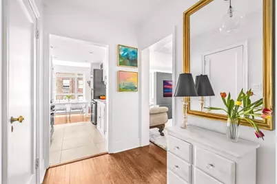 2 Beekman Place #9B, New York City, NY 10022 - Photo 4
