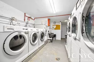 214 Riverside Dr, New York City, NY 10025 - Photo 12
