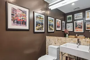 534 W 42nd St, New York City, NY 10036 - Photo 6