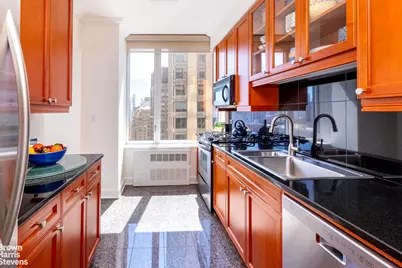 220 Riverside Boulevard #34C, New York City, NY 10069 - Photo 8
