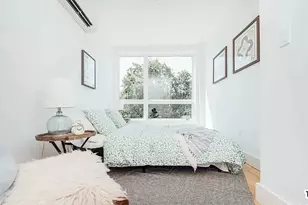 9 Cook St, New York City, NY 11206 - Photo 4