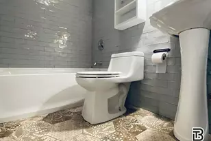 68 Halsey St, New York City, NY 11216 - Photo 8