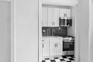 200 E 16th St, New York City, NY 10003 - Photo 6