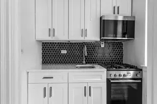 200 E 16th St, New York City, NY 10003 - Photo 4