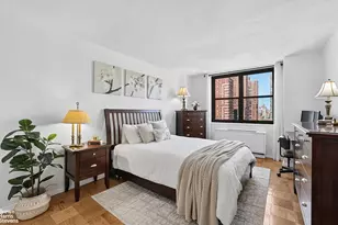 340 E 93rd St, New York City, NY 10128 - Photo 6