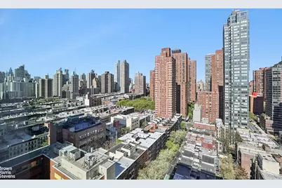 340 E 93rd Street #24K, New York City, NY 10128 - Photo 2