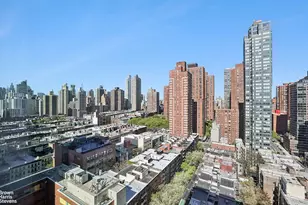 340 E 93rd St, New York City, NY 10128 - Photo 2