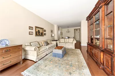 520 E 72nd Street #10T, New York, NY 10021 - Photo 2
