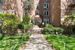 221 McDonald Ave, New York City, NY 11218 - Photo 2