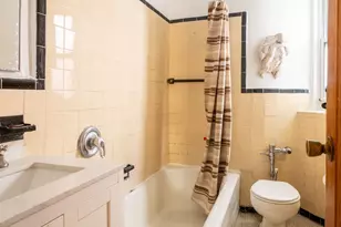30 Bogardus Pl, New York City, NY 10040 - Photo 12