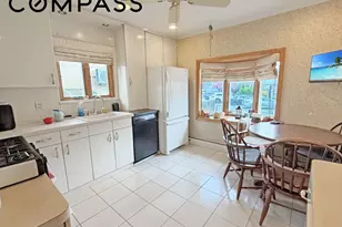 4209 Nautilus Ave, New York City, NY 11224 - Photo 6