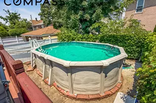 4209 Nautilus Ave, New York City, NY 11224 - Photo 4
