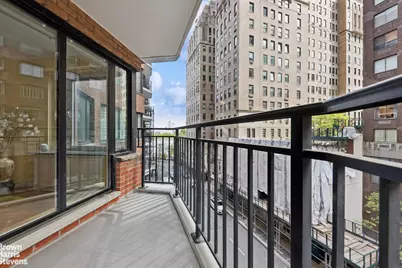60 Sutton Place S #6KS, New York City, NY 10022 - Photo 4
