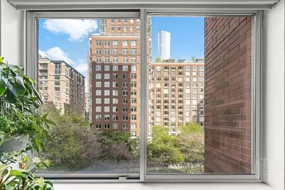 212 Warren Street #5N, New York City, NY 10282 - Photo 4
