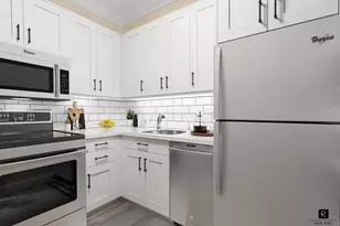 301 E 48th St, New York City, NY 10017 - Photo 6