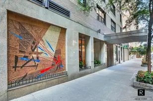 301 E 48th St, New York City, NY 10017 - Photo 18
