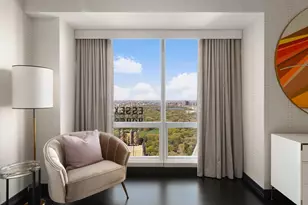 157 W 57th St, New York City, NY 10019 - Photo 14