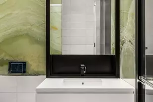 157 W 57th St, New York City, NY 10019 - Photo 16
