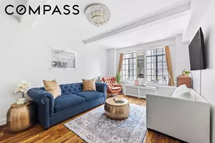 320 E 42nd St, New York City, NY 10017 - Photo 2