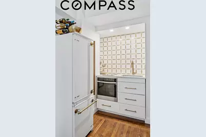 320 E 42nd Street #707, New York City, NY 10017 - Photo 4