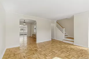 69-25 165th St, New York City, NY 11365 - Photo 8