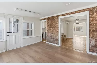 69-25 165th Street, New York City, NY 11365 - Photo 6