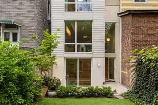 575A Leonard St, New York City, NY 11222 - Photo 8
