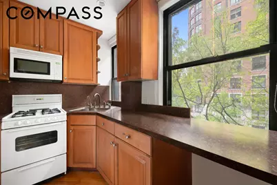 545 W End Avenue #4B, New York City, NY 10024 - Photo 4
