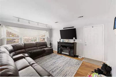 4 Cottage Avenue, New York City, NY 10308 - Photo 12