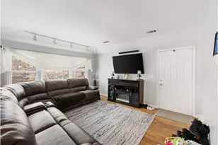 4 Cottage Ave, New York City, NY 10308 - Photo 12