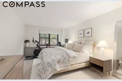 201 W 70th Street #2B, New York City, NY 10023 - Photo 4