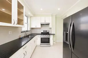 248 Bay 13th St, New York City, NY 11214 - Photo 8