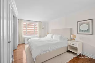 130 W 67th St, New York City, NY 10023 - Photo 6