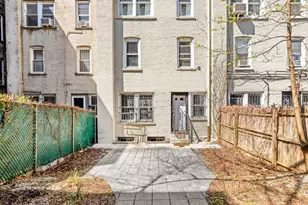 39 Hampton Pl, New York City, NY 11213 - Photo 16