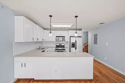 103-06 Rockaway Beach Boulevard #3C, New York City, NY 11694 - Photo 4